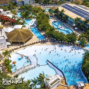 Lacqua Diroma - Suítes Confortáveis, Park Aquático 24h - Piscina De Ondas, Com Roupa De Cama E Banho Caldas Novas